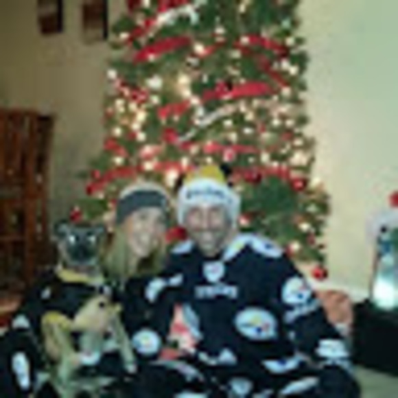 Meet your Posher, Sarah - Picture 1 of 1